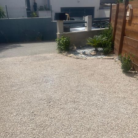 Gites Chez Stephanie Au Calme مارتيج المظهر الخارجي الصورة